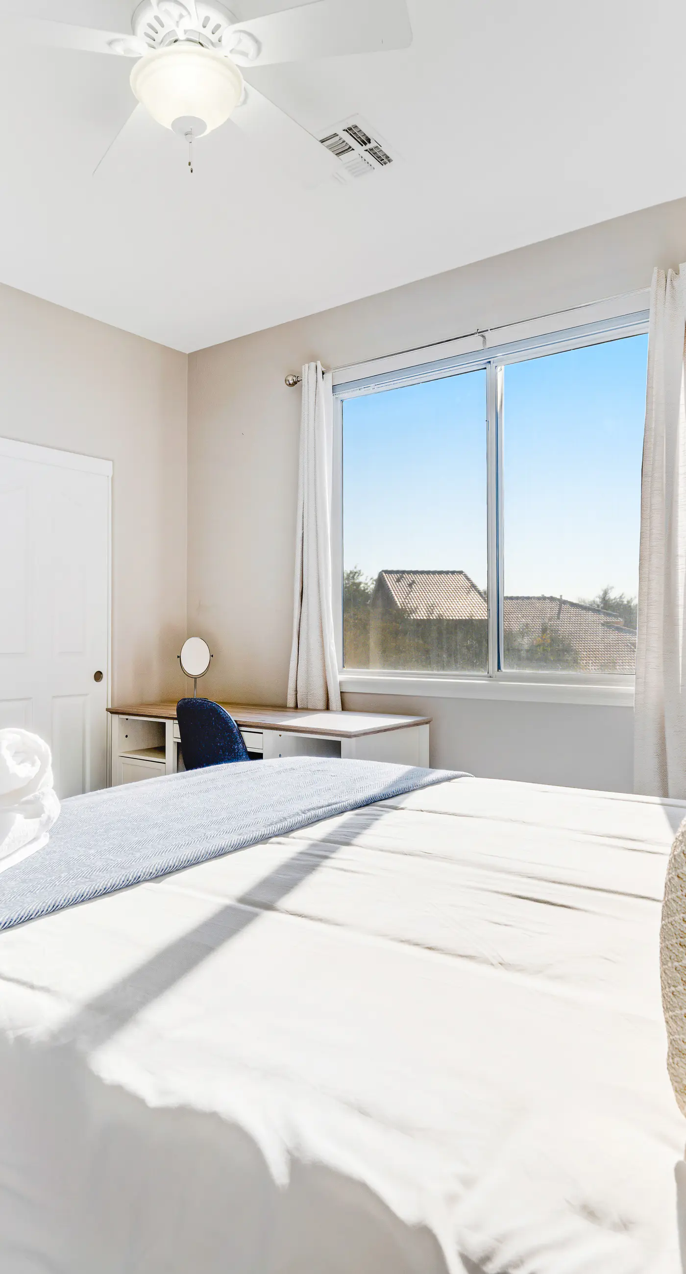 Roy Rogers Poolhouse