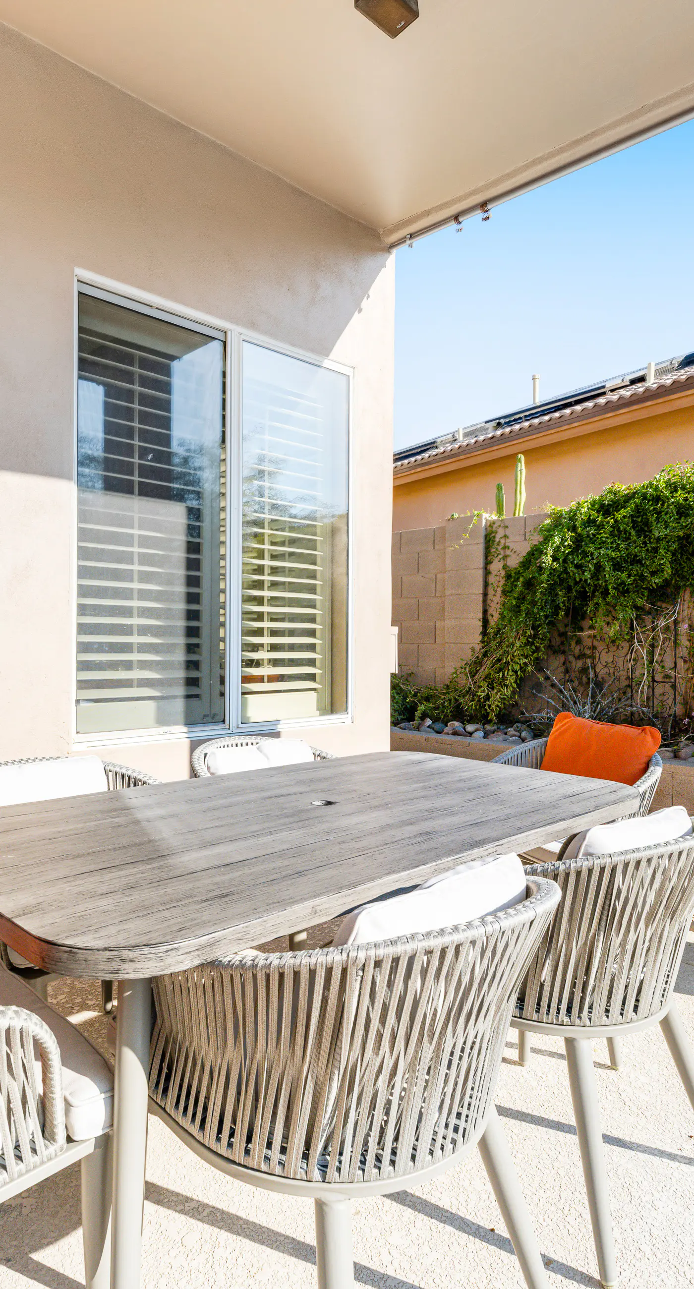 Roy Rogers Poolhouse