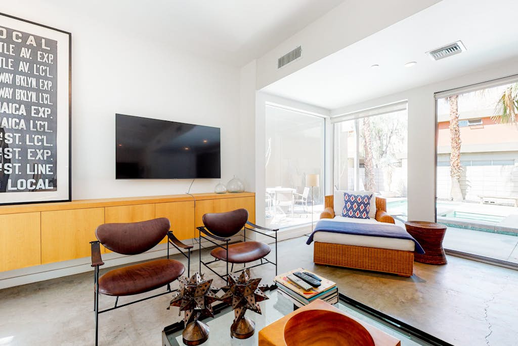 Family-Friendly Condo w/ Mountain Views, Private Pool