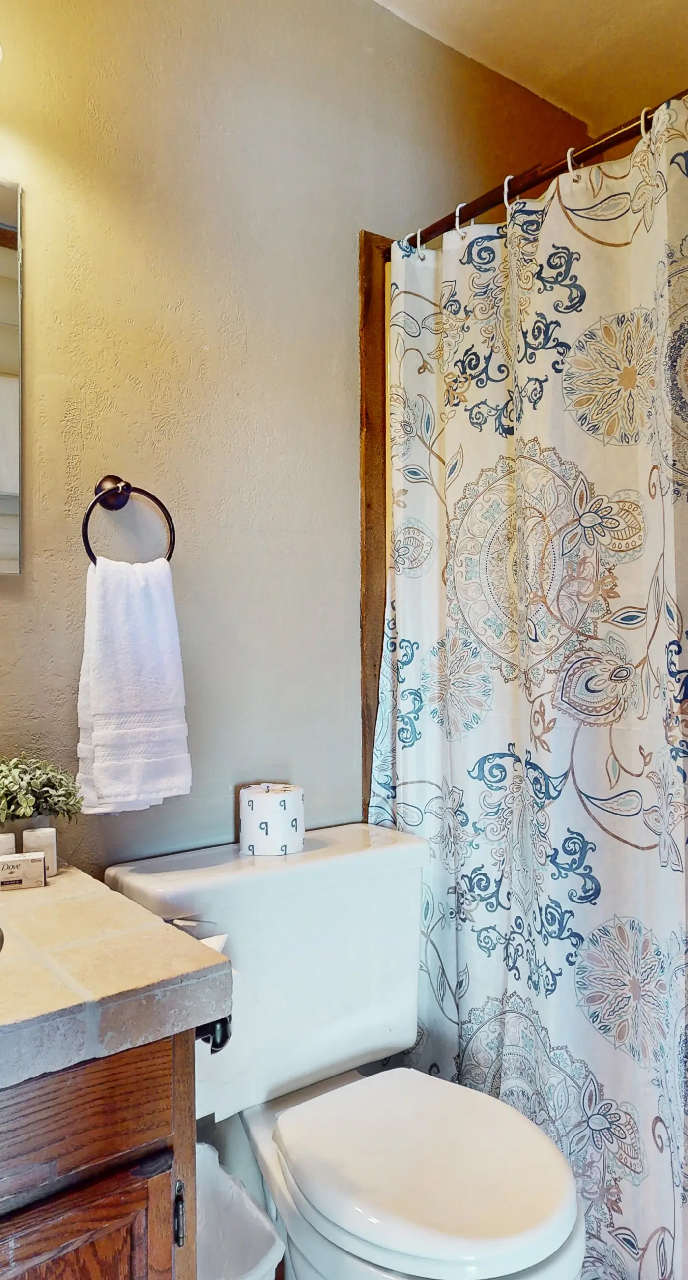 Whispering Pines Lakehouse