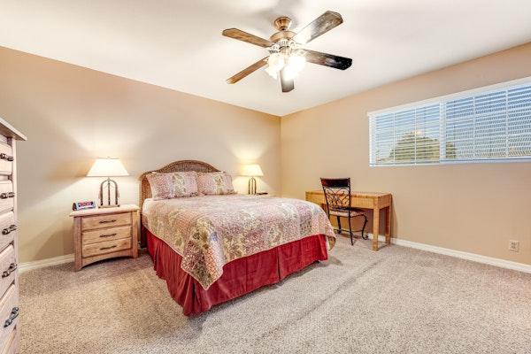 Downtown Home w/Enclosed Yard, Gas Grill, Free WiFi, Central A/C, Washer/Dryer