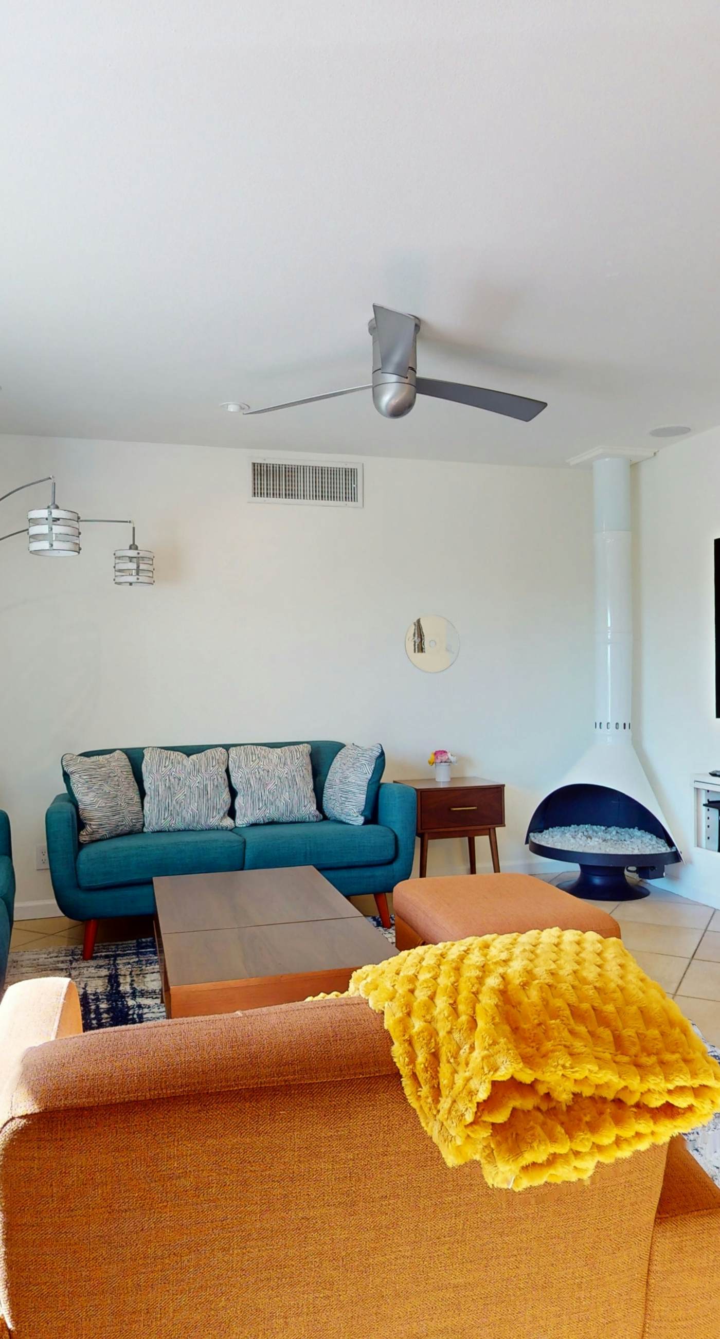 East Venetia Manor - 3515