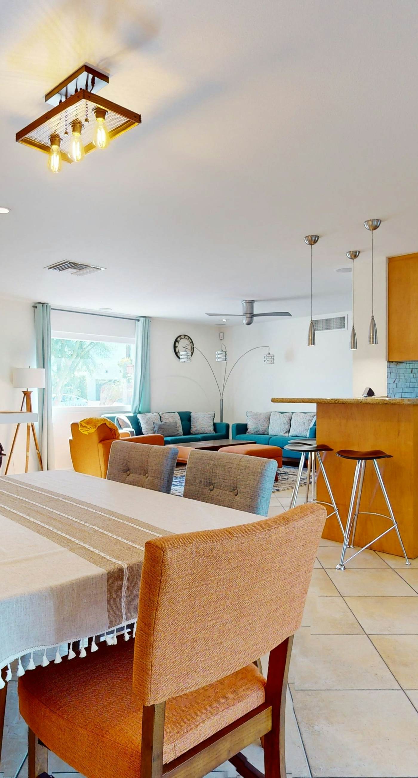 East Venetia Manor - 3515