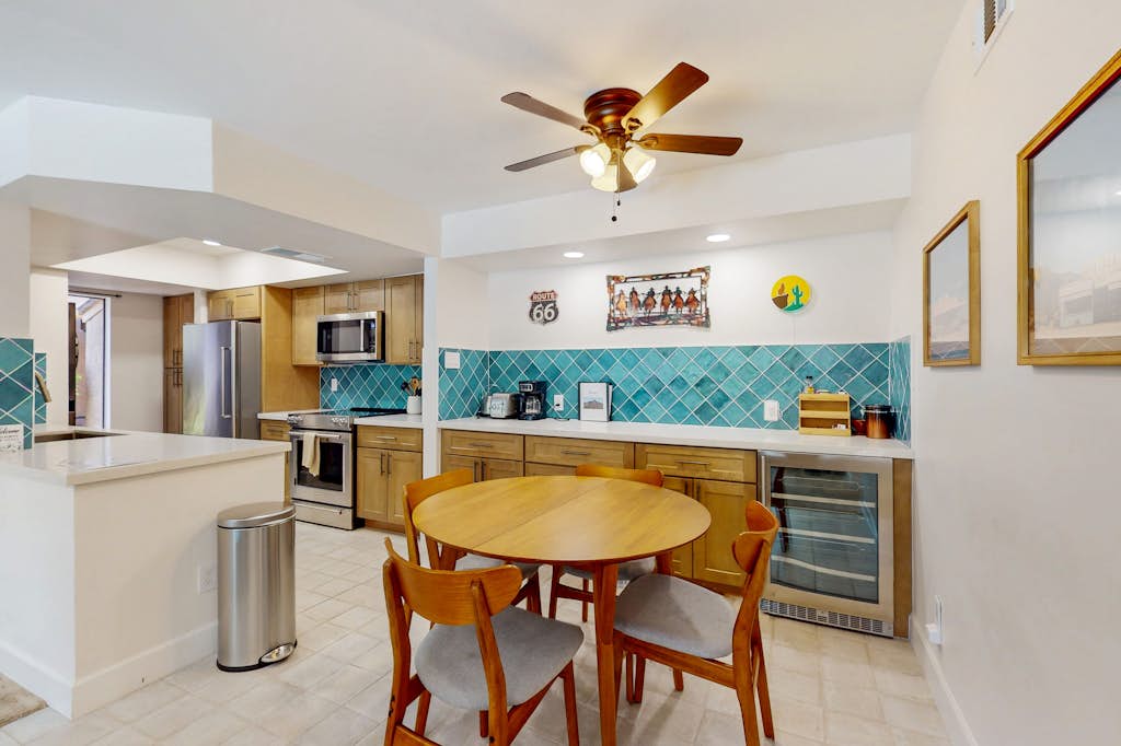 Sonoran Starlight condo with large backyard, pool and jacuzzi