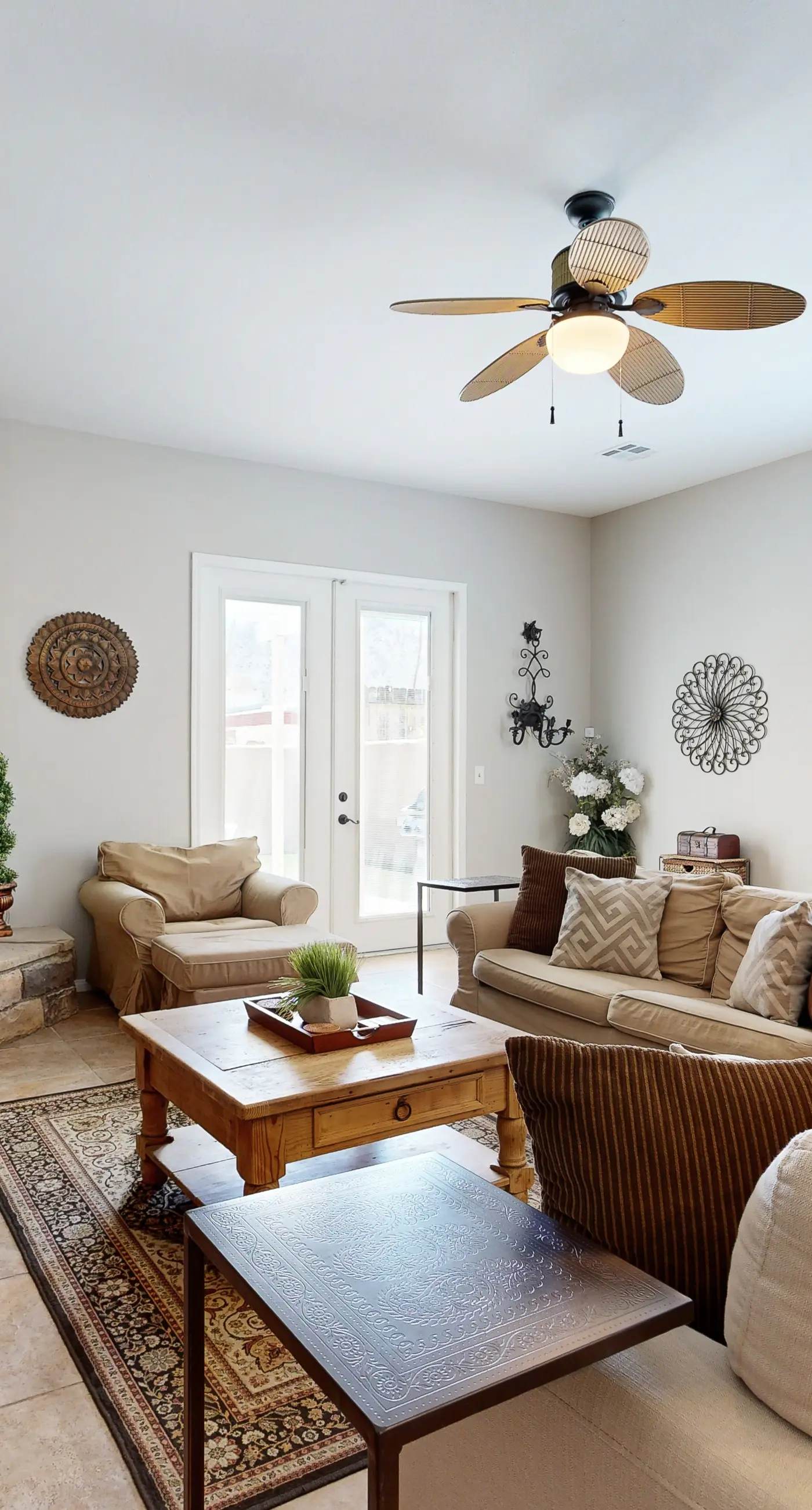 Avenida Alvarado Oasis