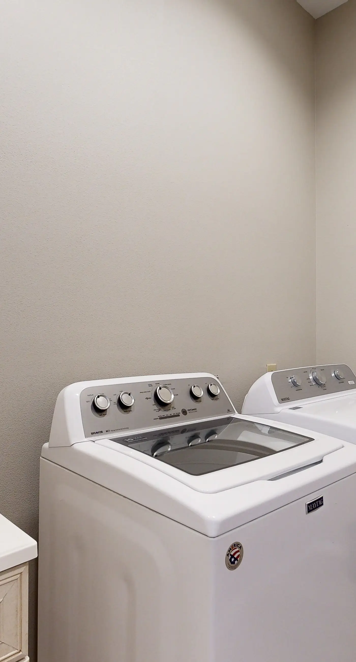 Avenida Alvarado Oasis