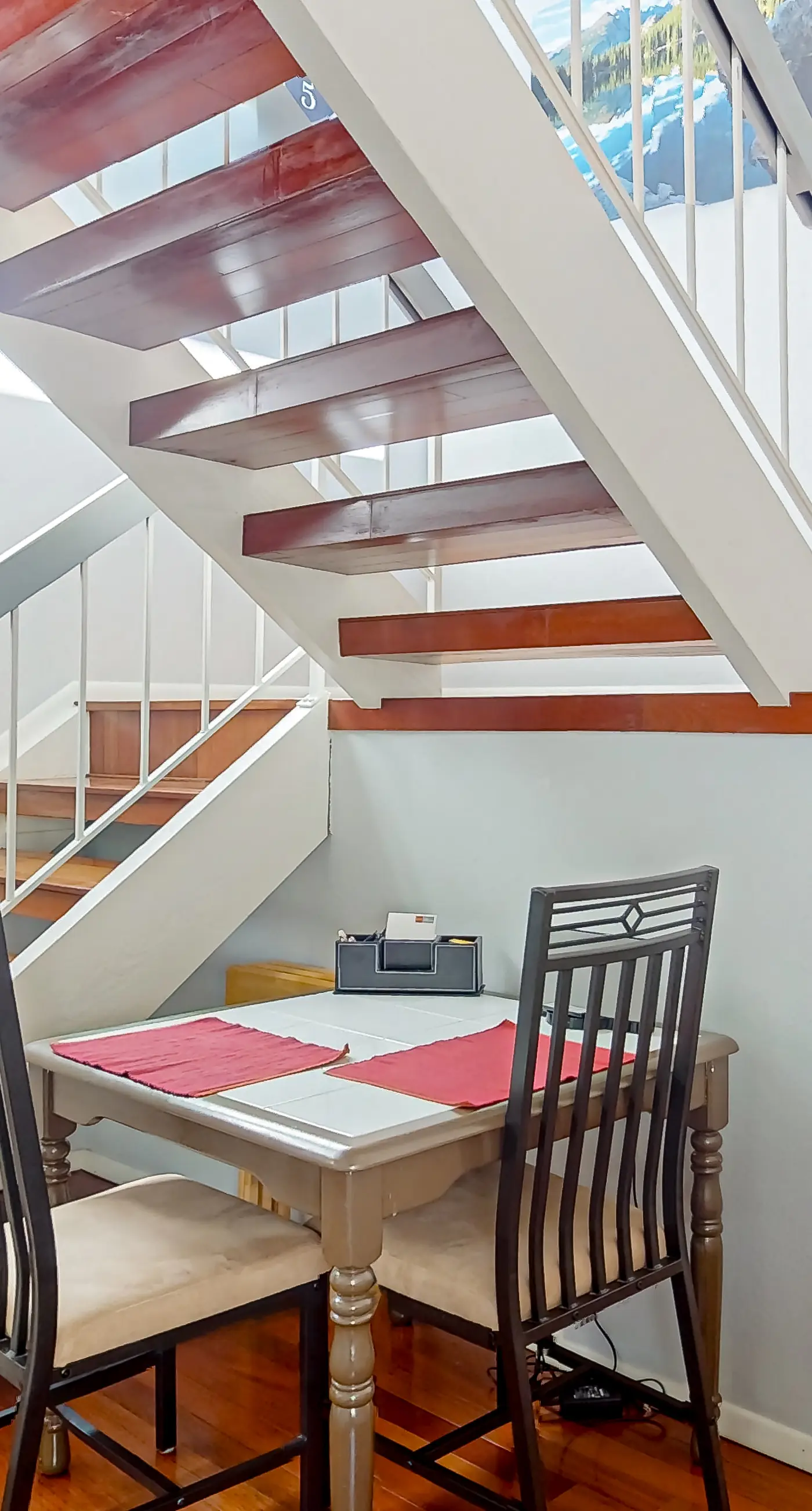 Happy Hours Townhome