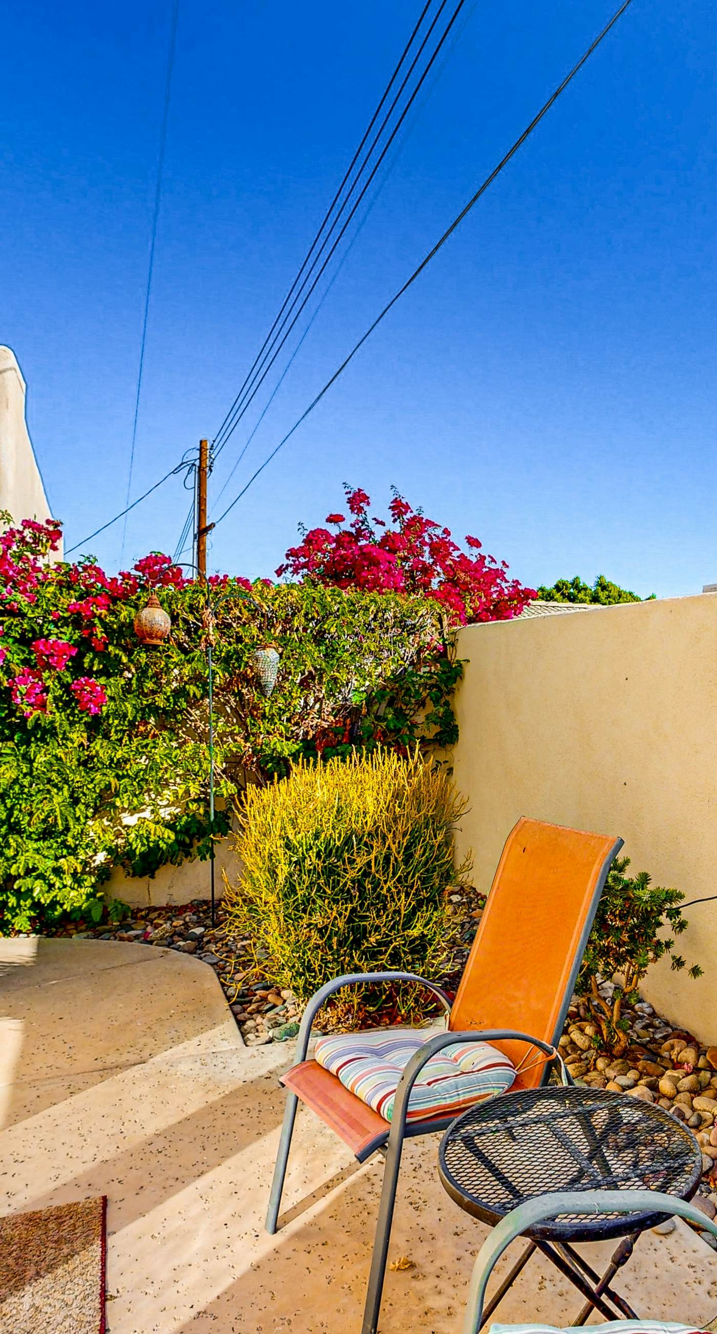 Avenida Montezuma Escape