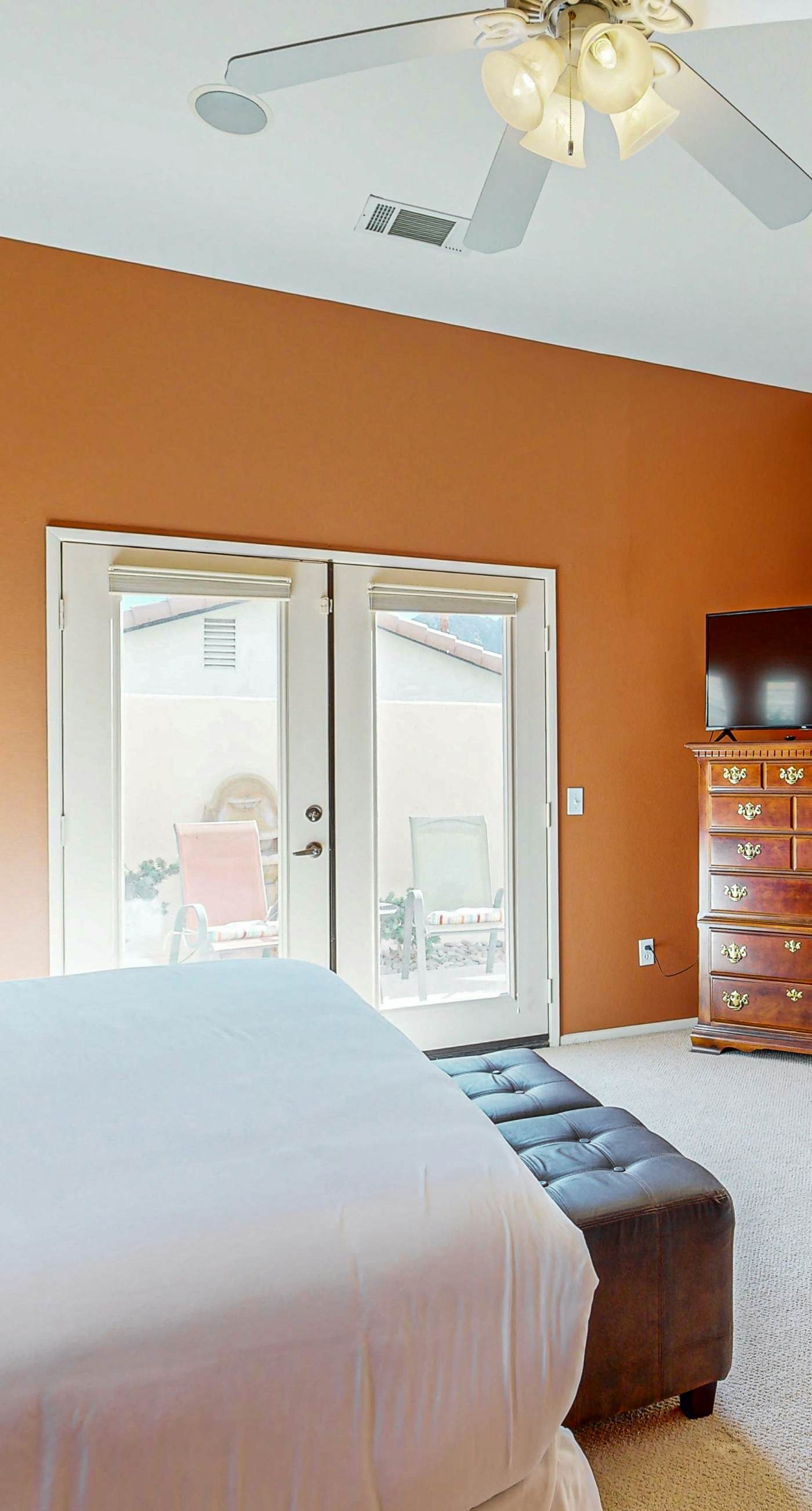 Avenida Montezuma Escape