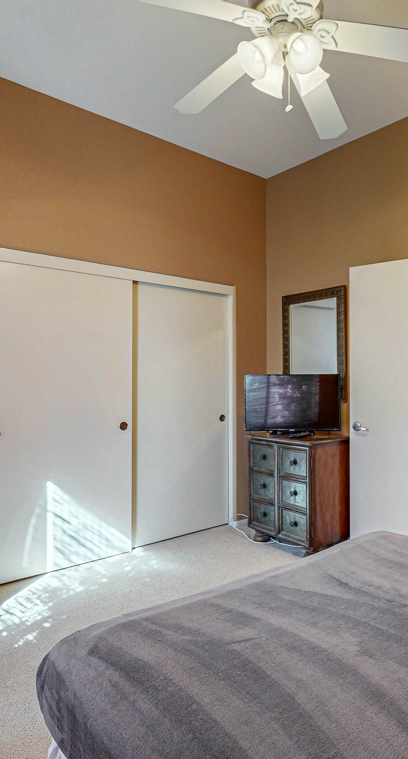 Avenida Montezuma Escape