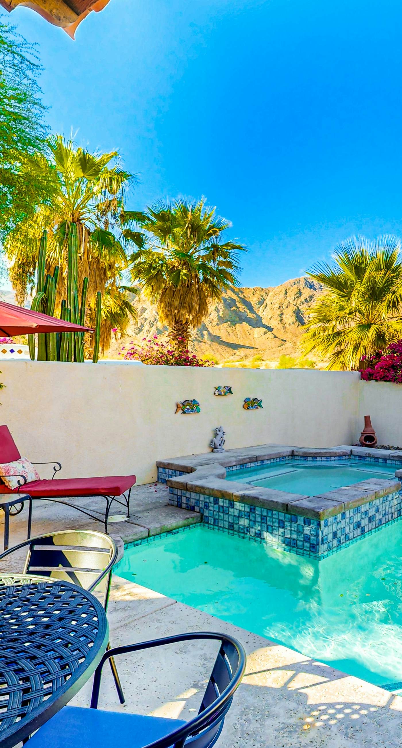 Avenida Montezuma Escape