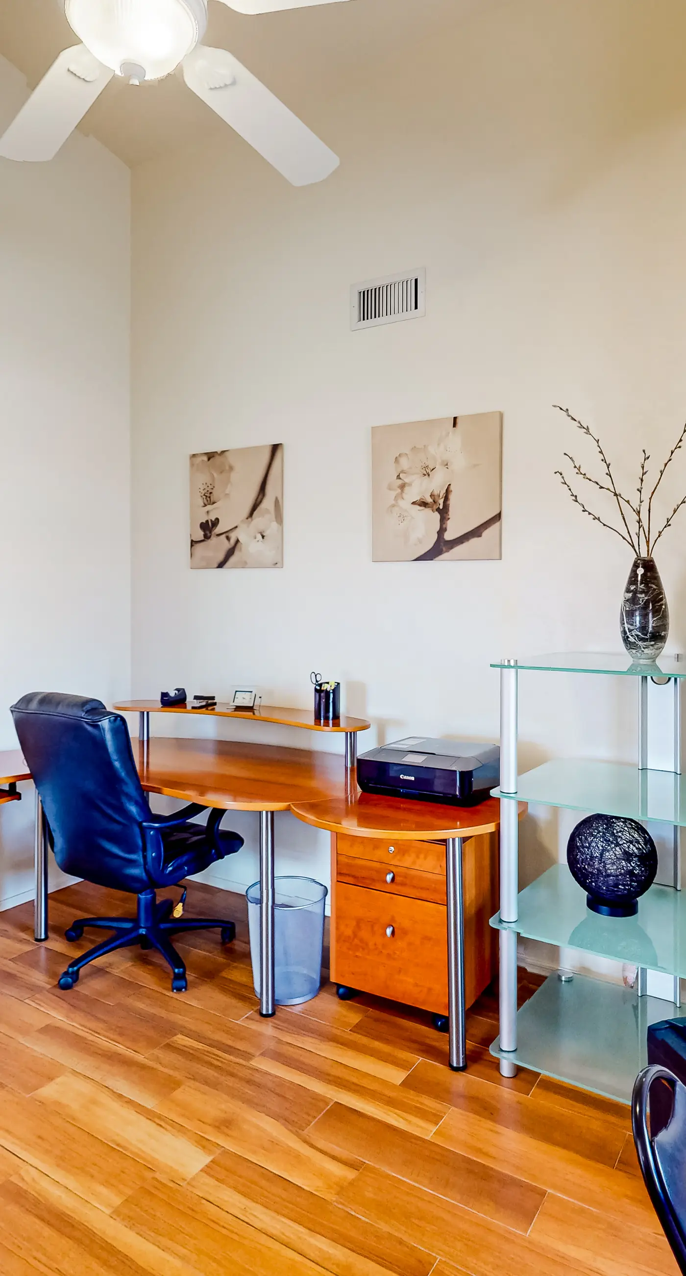 Endless Canyon Escape