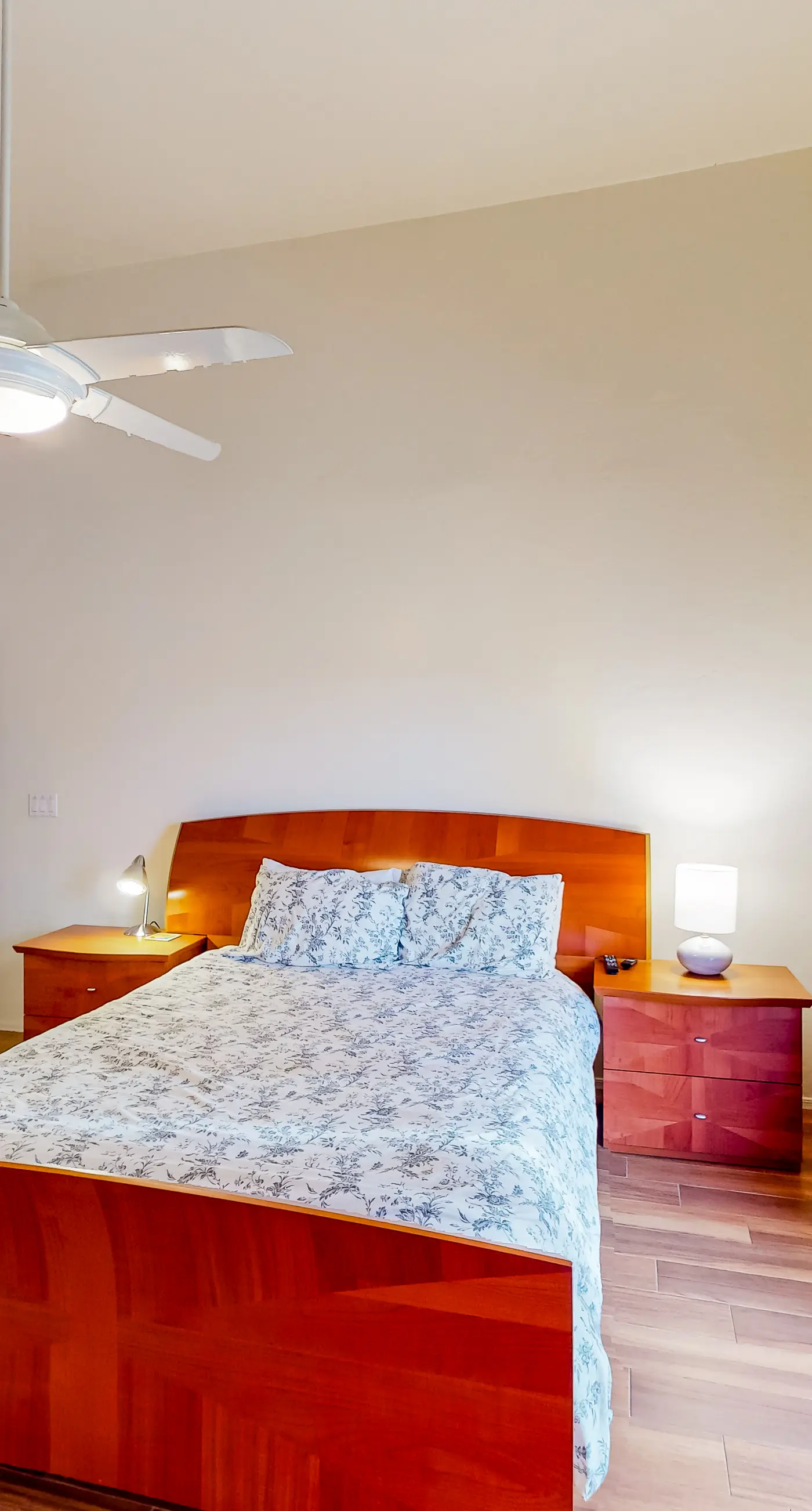 Endless Canyon Escape