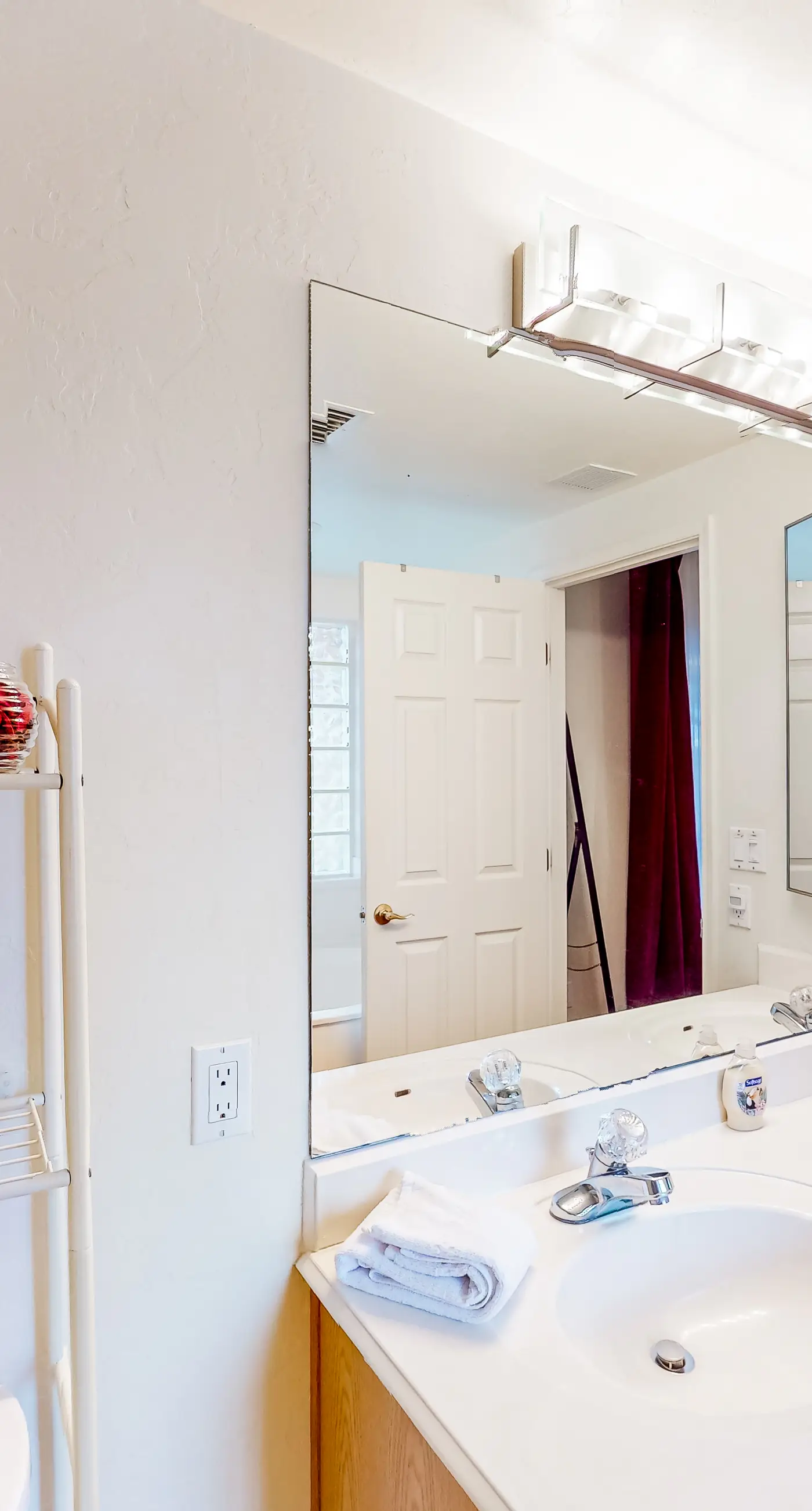 Endless Canyon Escape