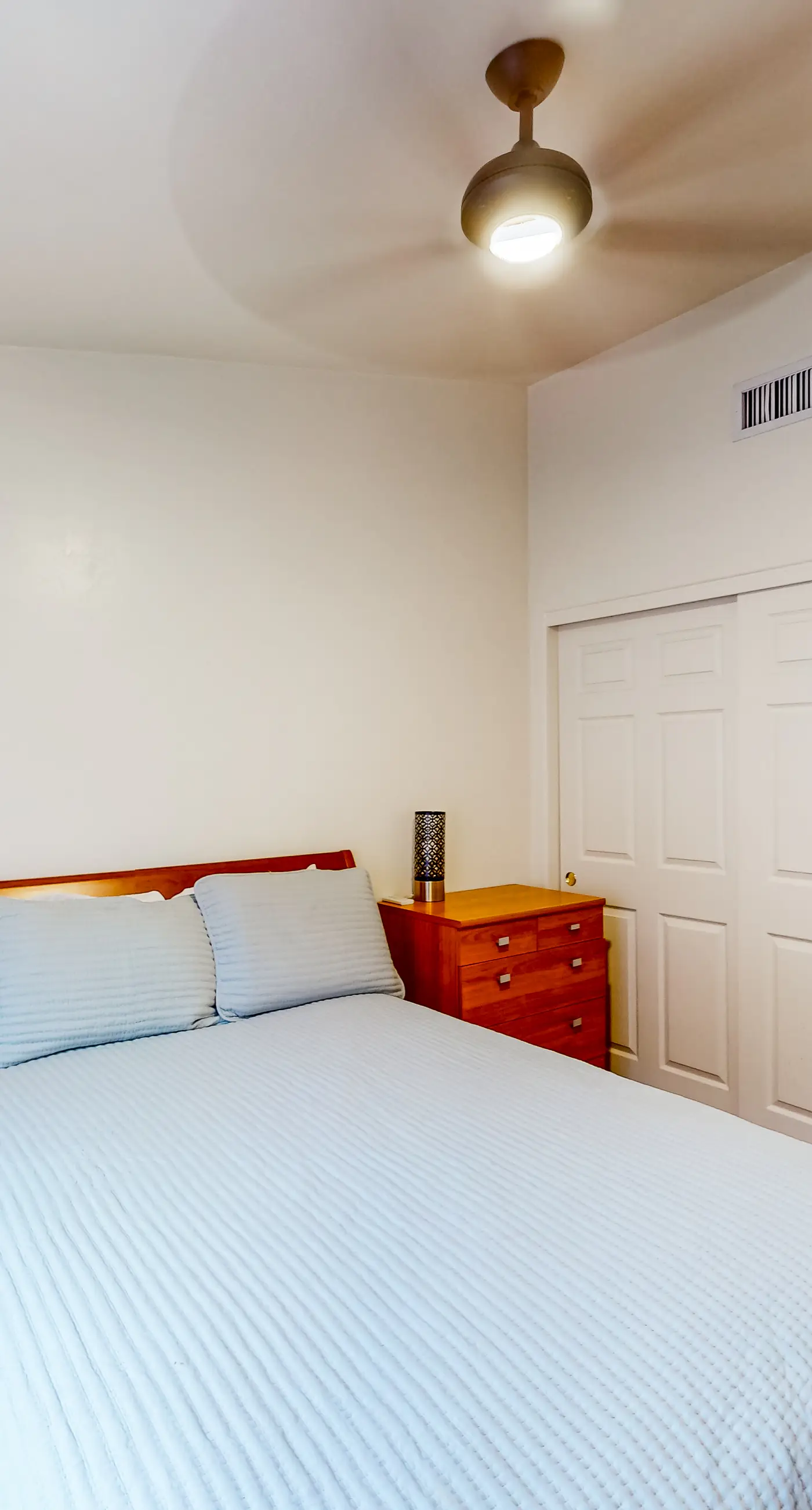 Endless Canyon Escape