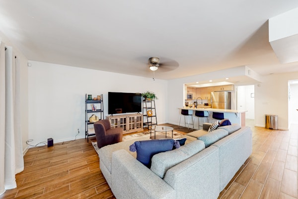 Ground-floor townhome with private yard/patio & on-site pools - dog-friendly