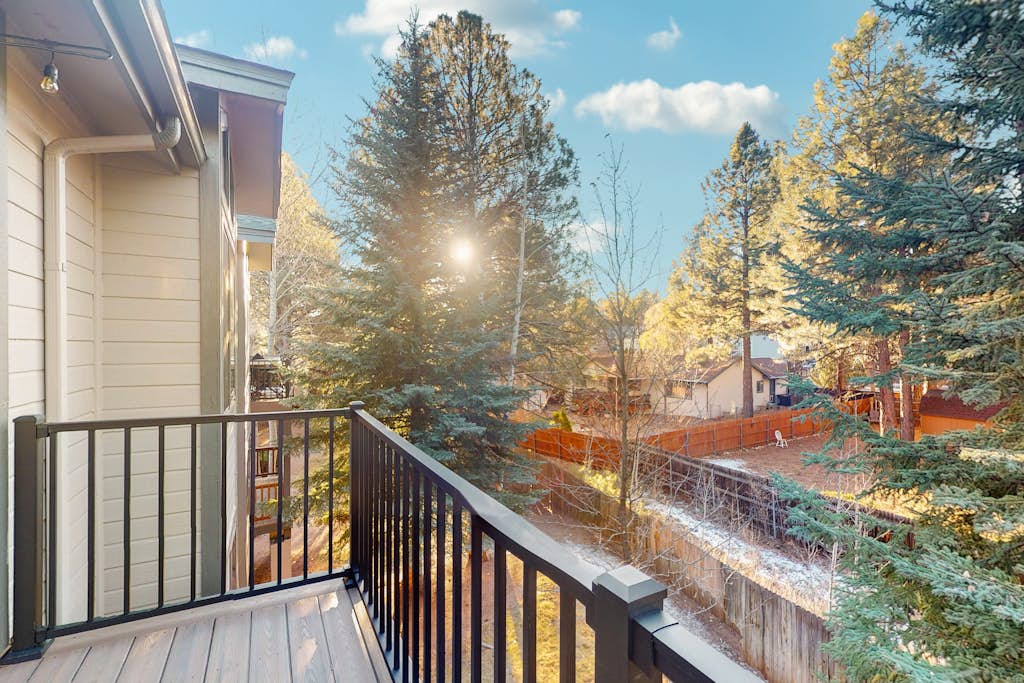 Family-Friendly Getaway with Fireplace, Washer/Dryer, & Balcony