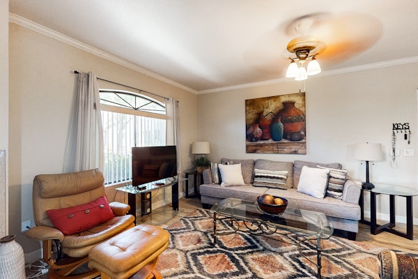 Cozy and quiet condo in the friendly neighborhood of Scottsdale