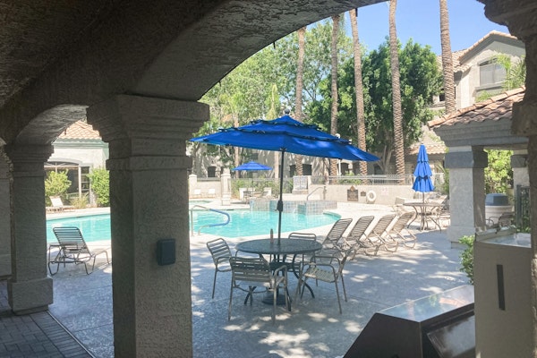 Cozy and quiet condo in the friendly neighborhood of Scottsdale