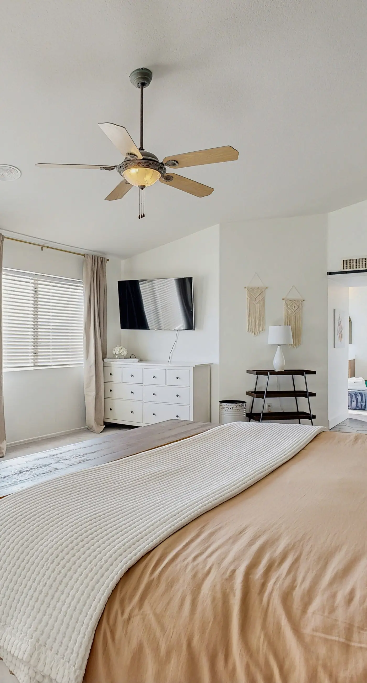 Sunlit Mesa Getaway
