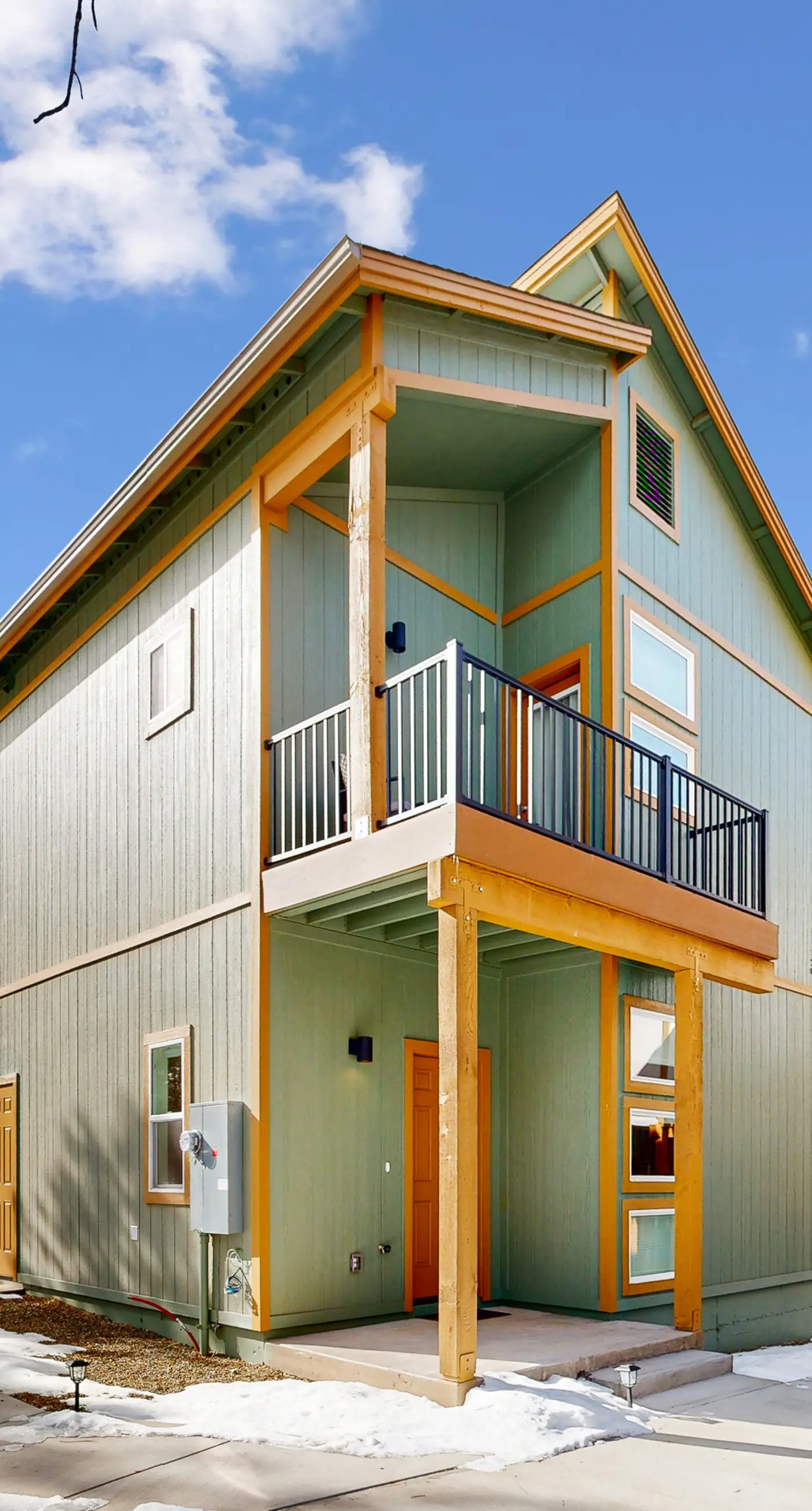 Ponderosa Peaks Retreat