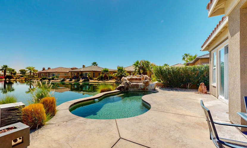 Peaceful lakefront home w/ a Private Pool, Spa, & Firepit - Dogs Welcome!