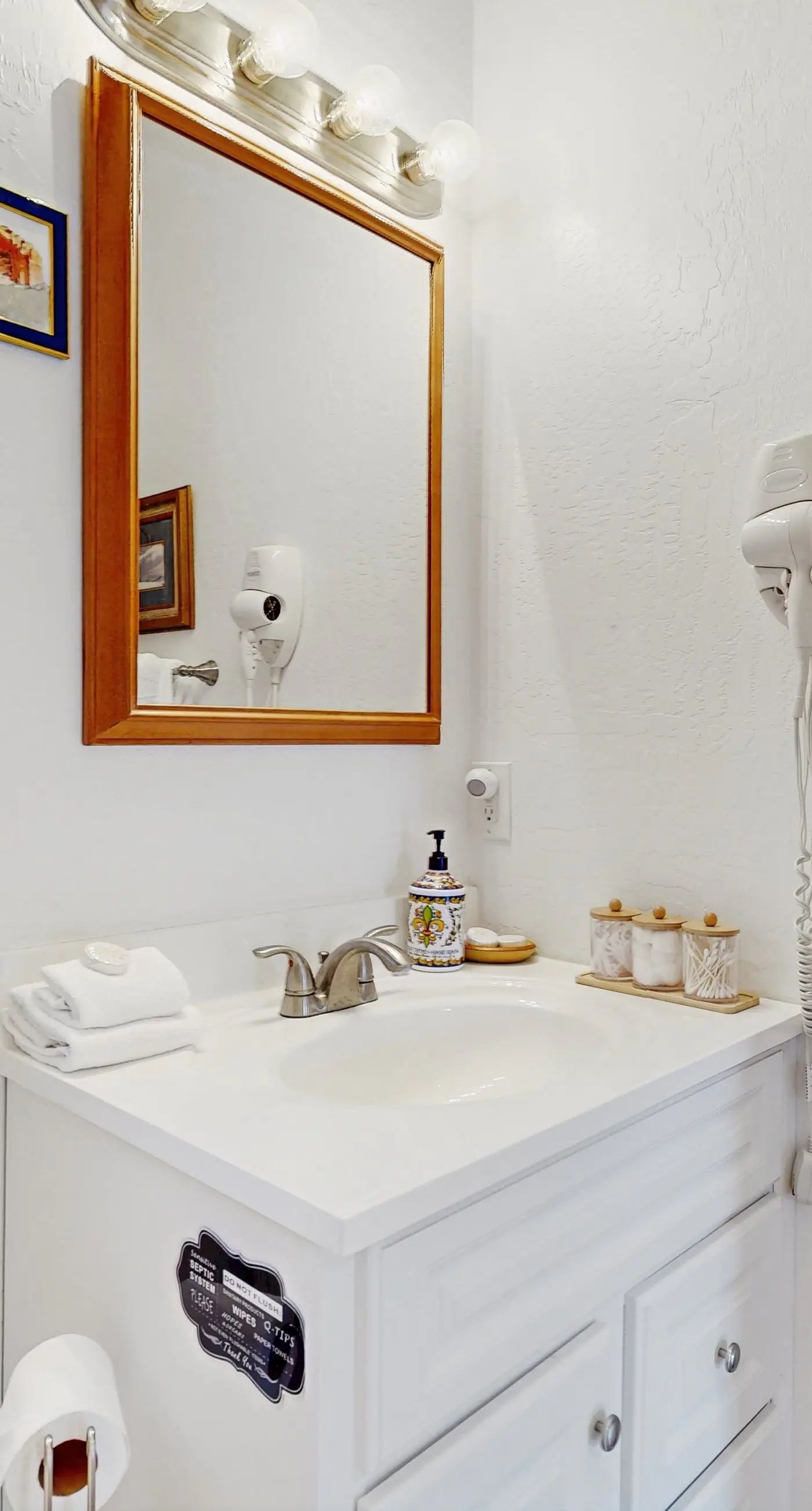 Creekside Casa & Casita