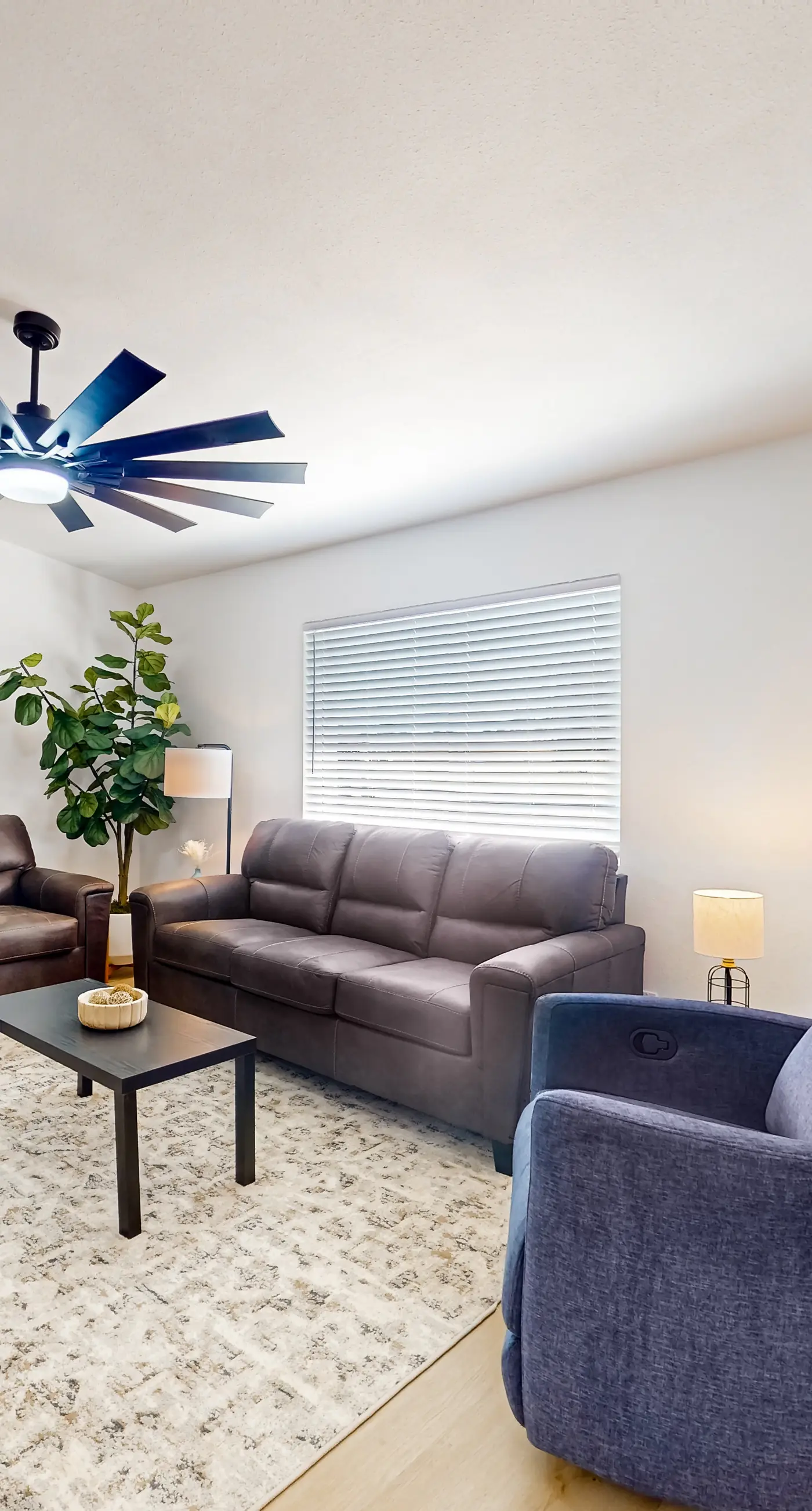 Glorious Glendale Getaway