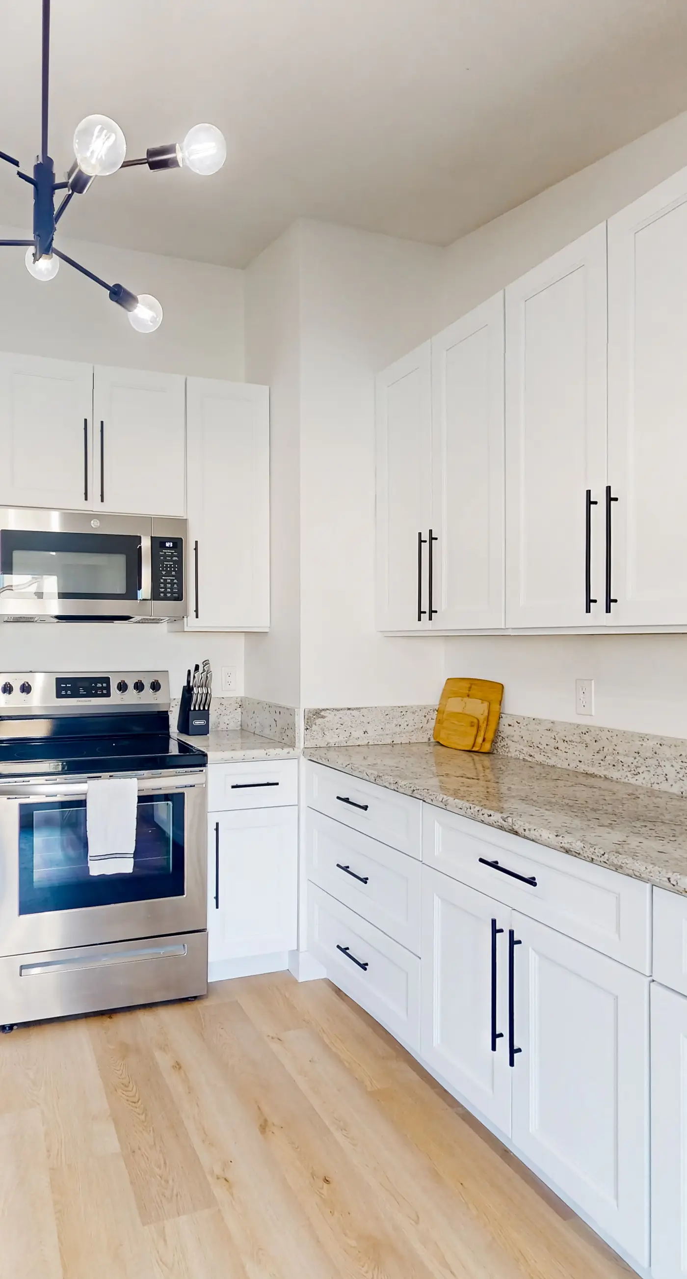 Glorious Glendale Getaway