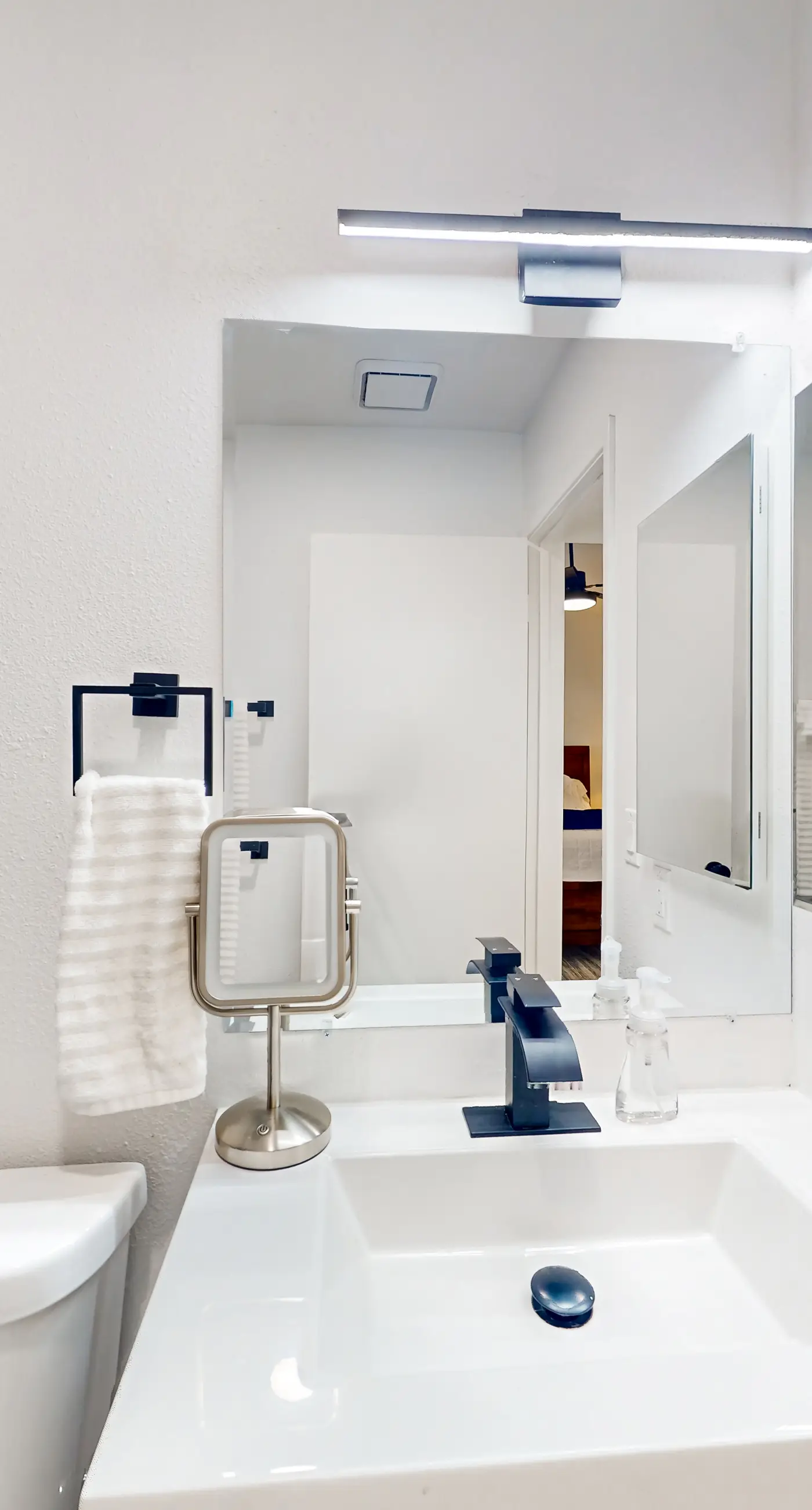 Glorious Glendale Getaway