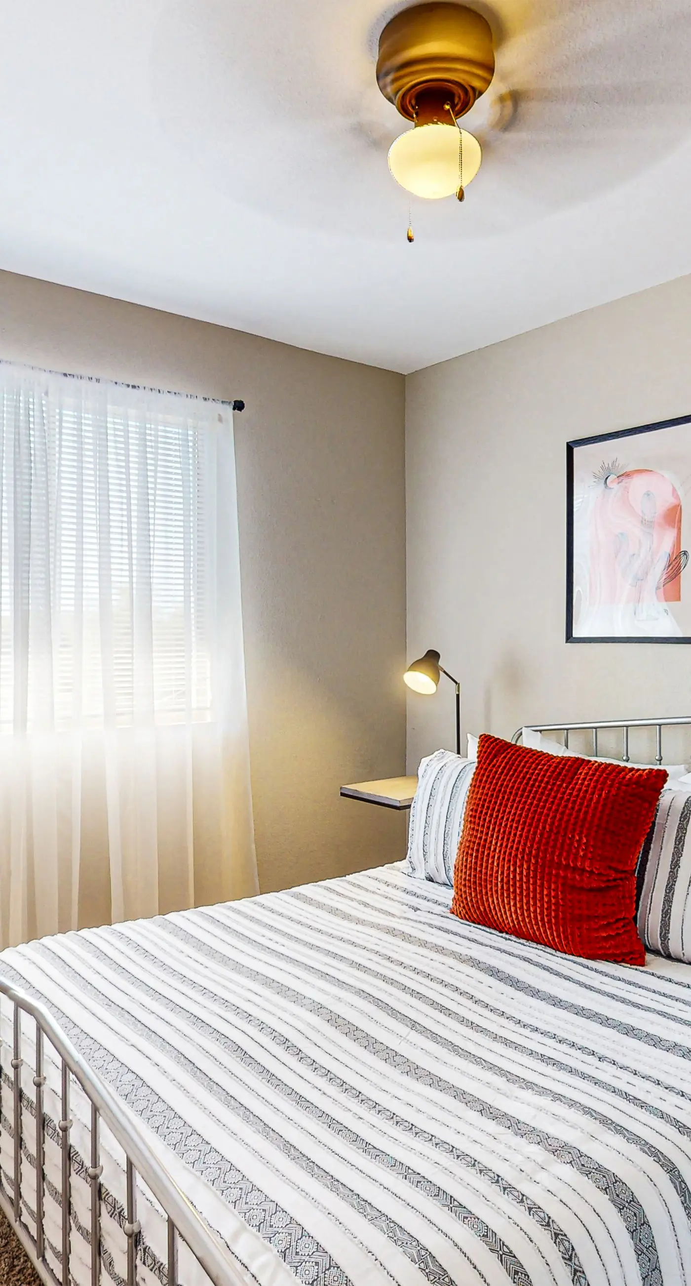 Fun in the Fountain Hills Sun