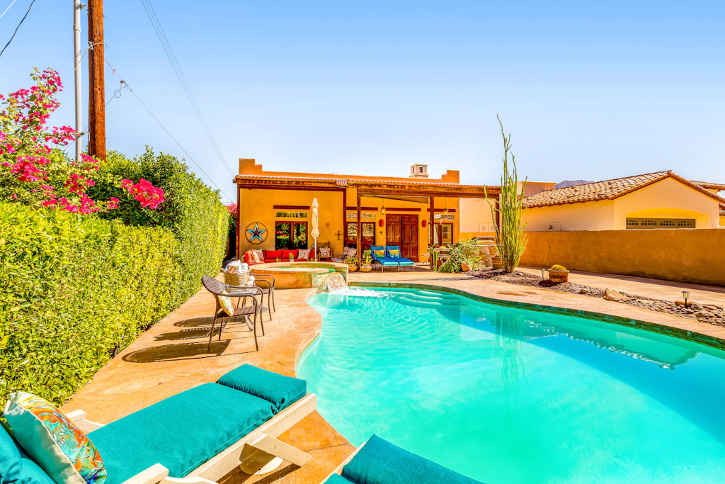 Hacienda Montezuma - 220080