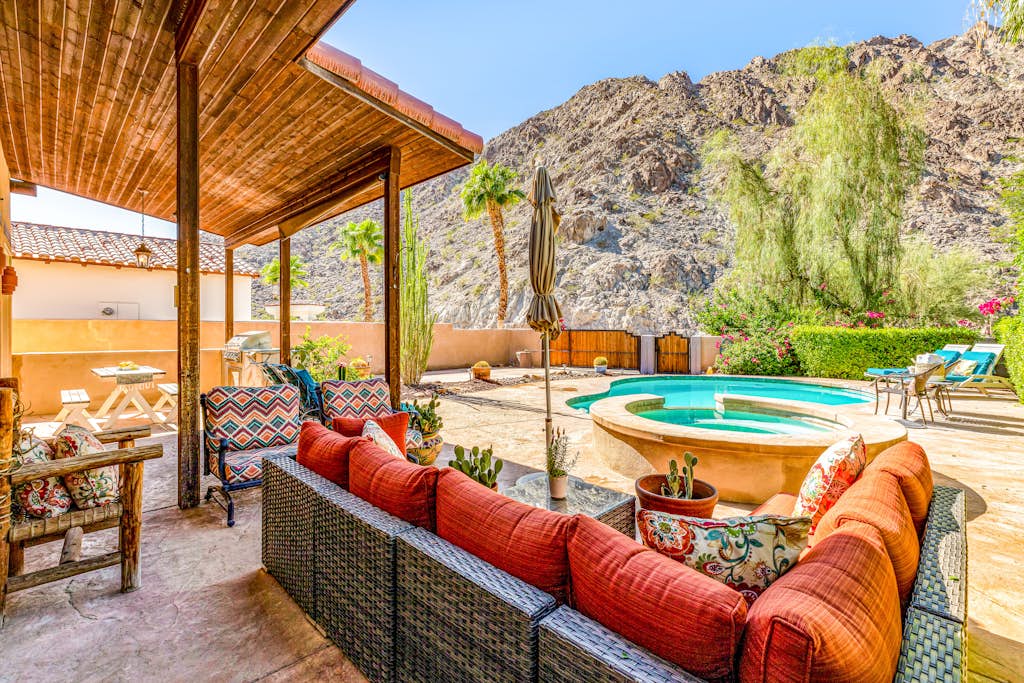 Mountain-view home with private pool & spa, near trails - 3BR #220080