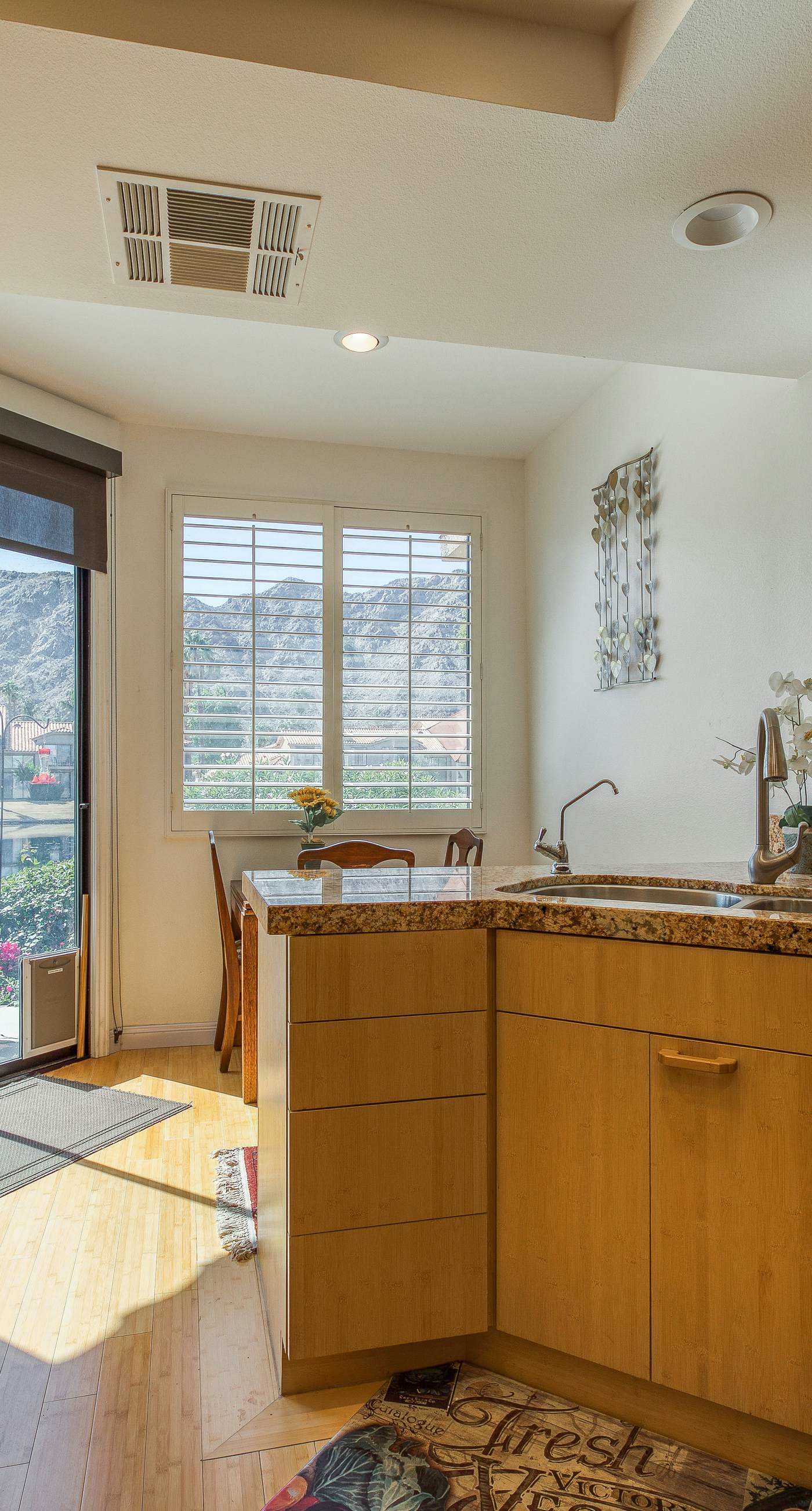 Mountain View Escape