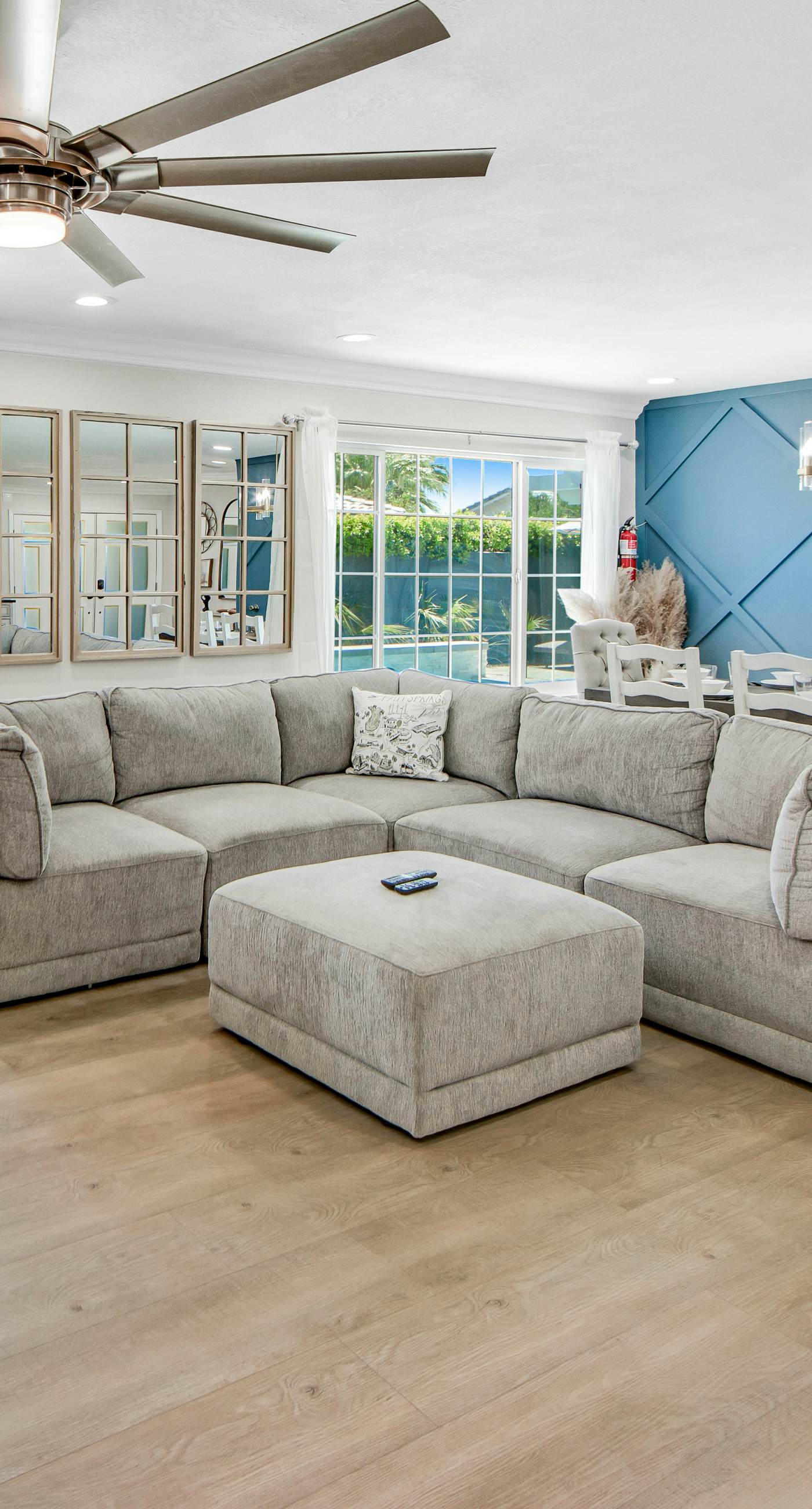 Desert Shadow - 4978