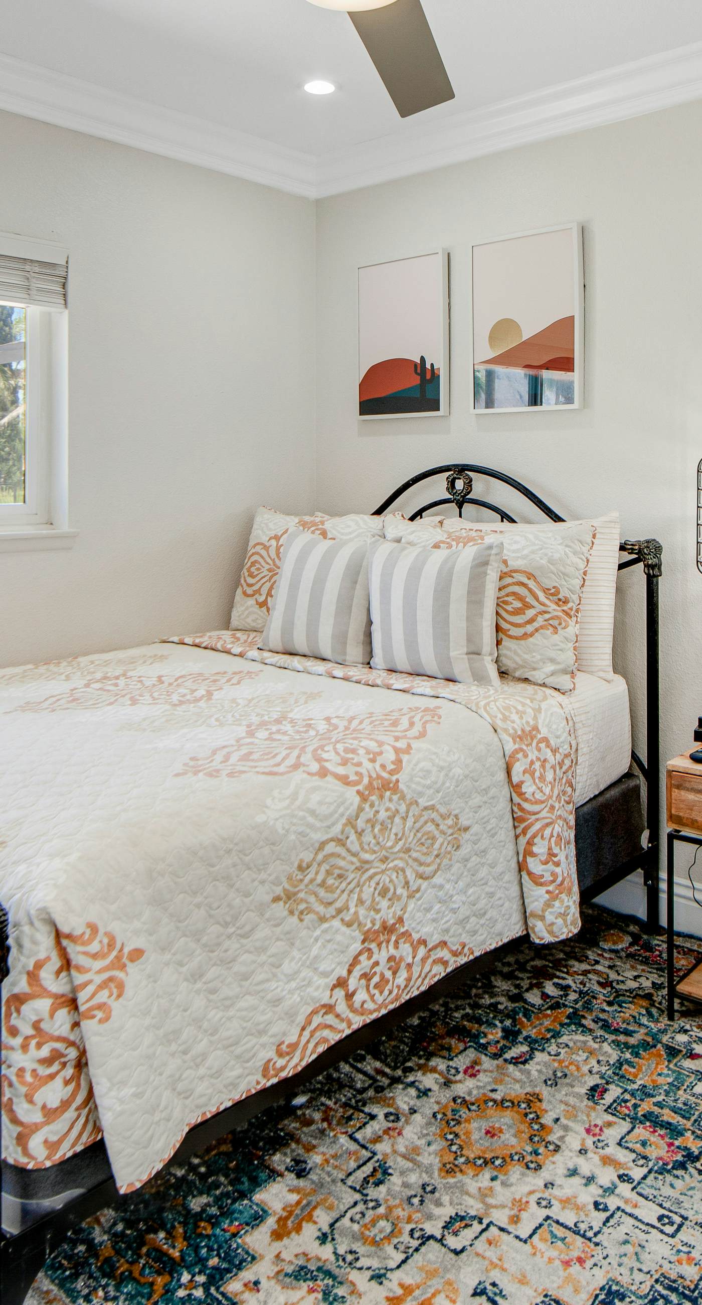 Desert Shadow - 4978