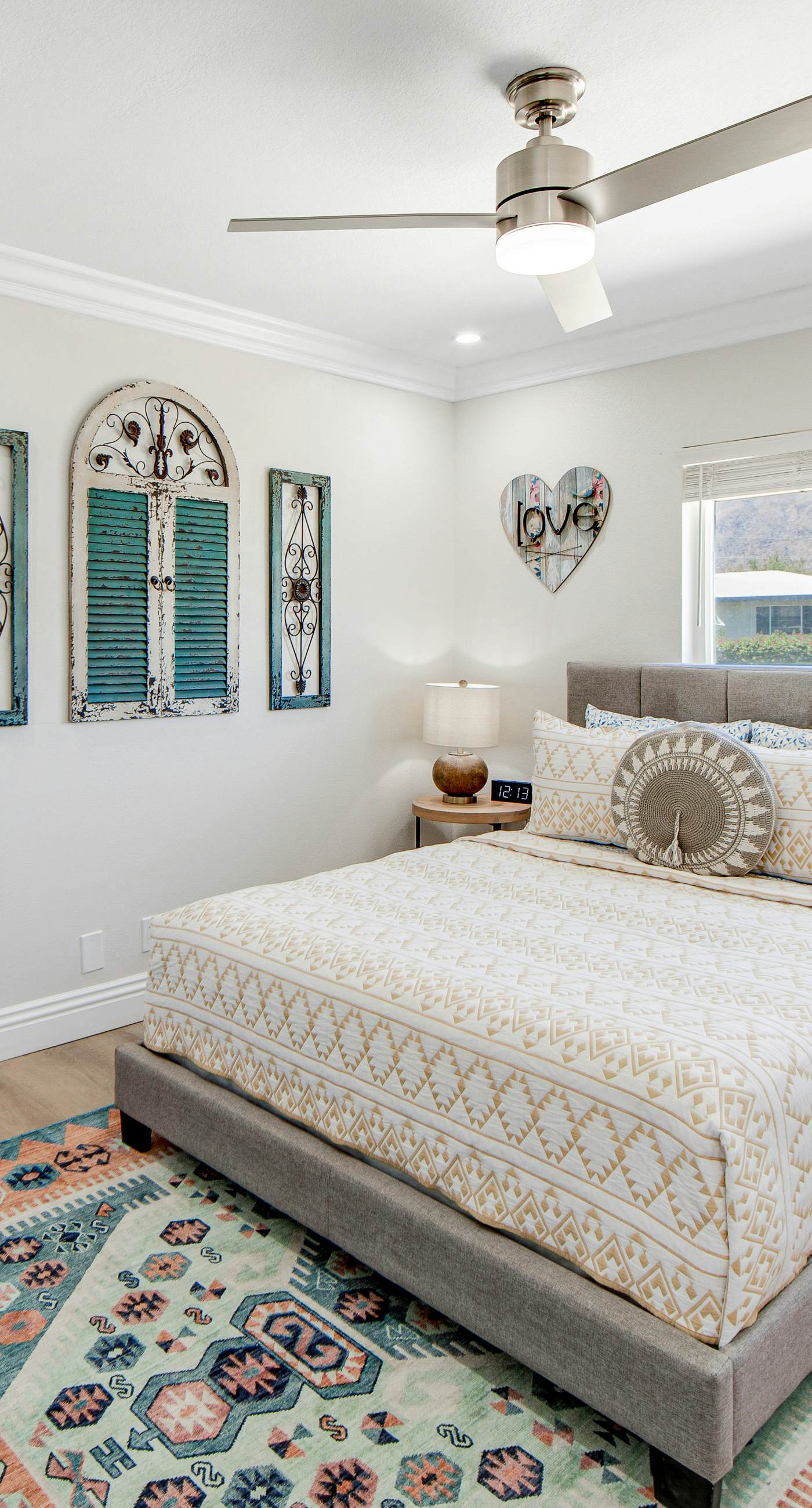 Desert Shadow - 4978