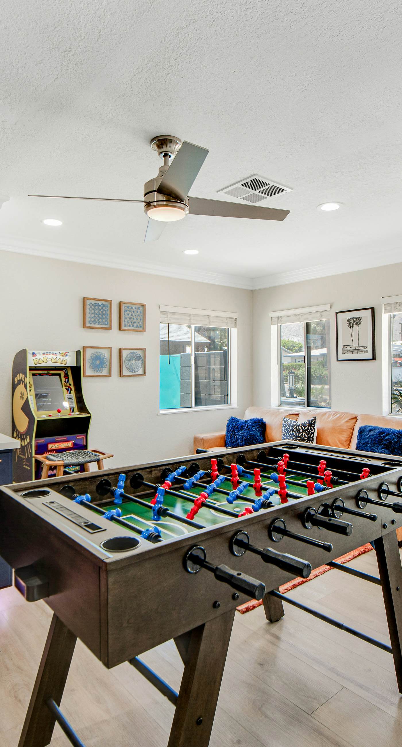 Desert Shadow - 4978