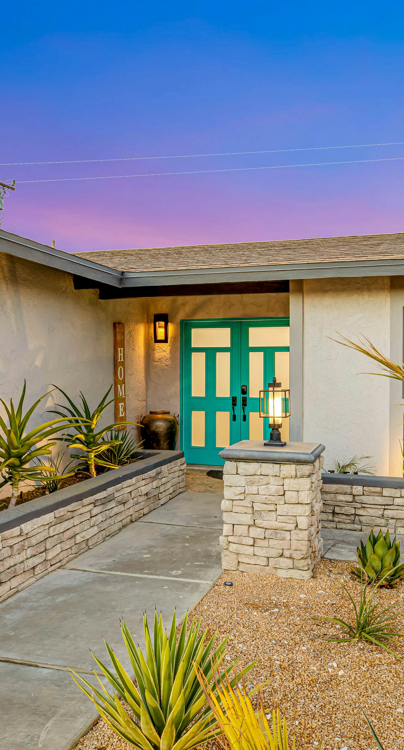 Desert Shadow - 4978