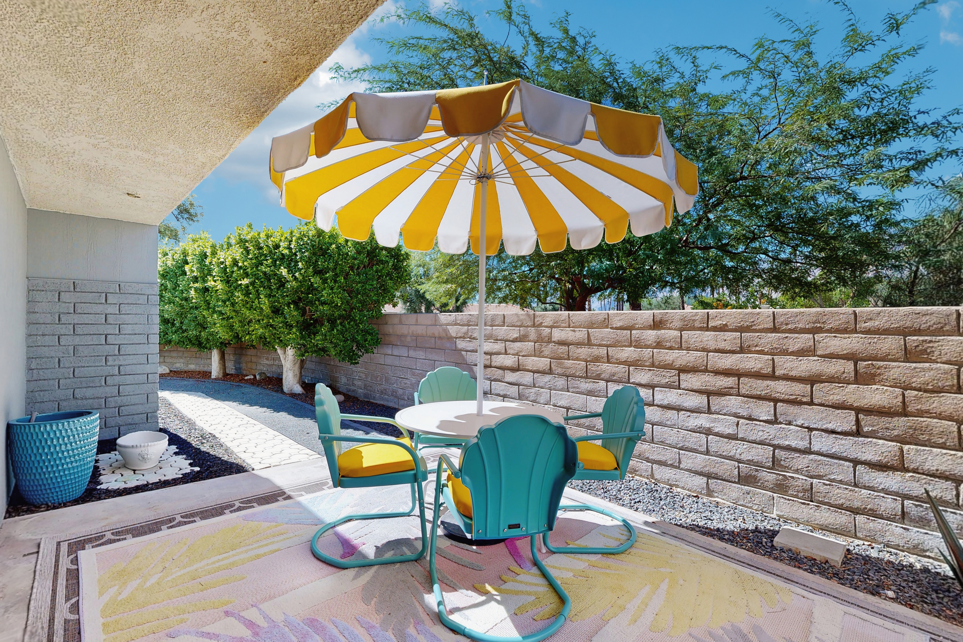 Your Pet-Friendly Desert Escape—Relax, Recharge, and Make Memories Under the Sun