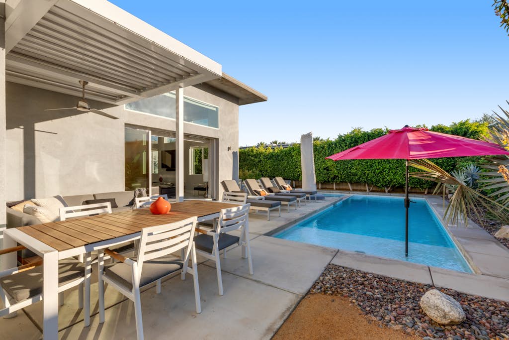 Newly remodeled, modernist home with private pool, spa, & grill - dog-friendly