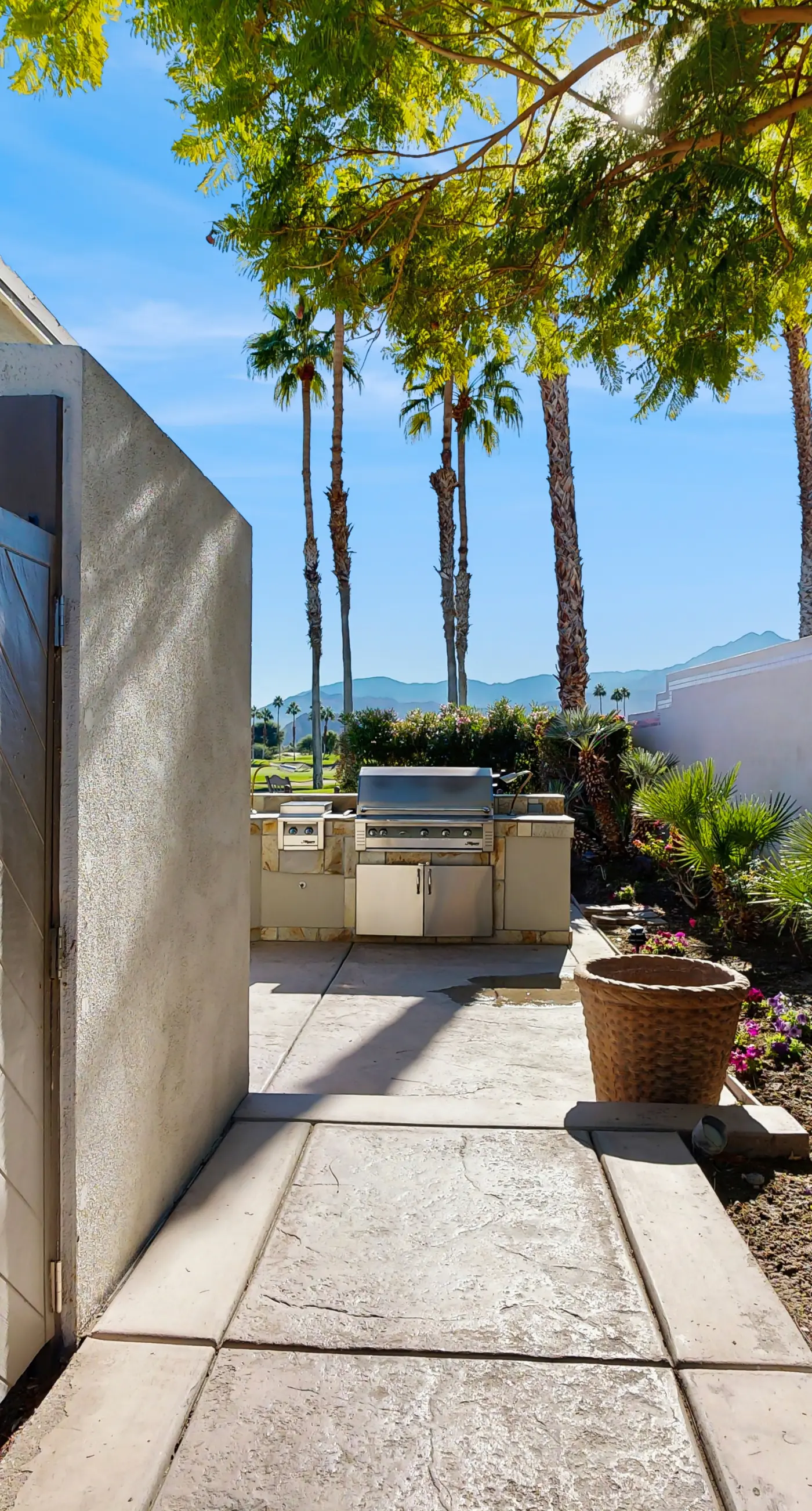 Escape to Luxury at PGA West-067092