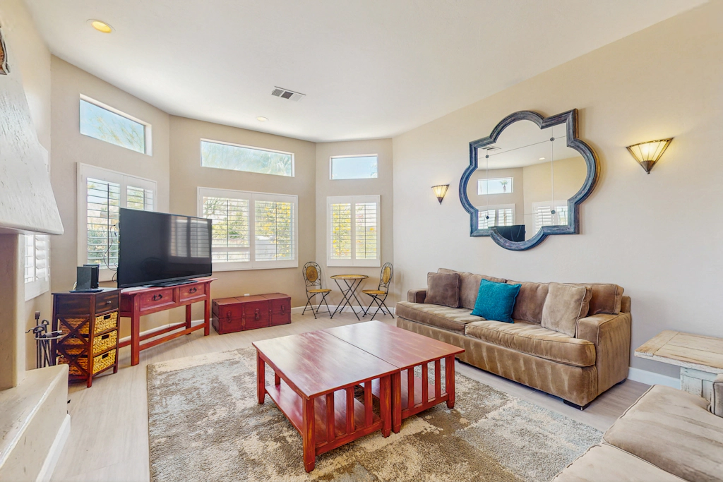 La Quinta Vacation Pool Home