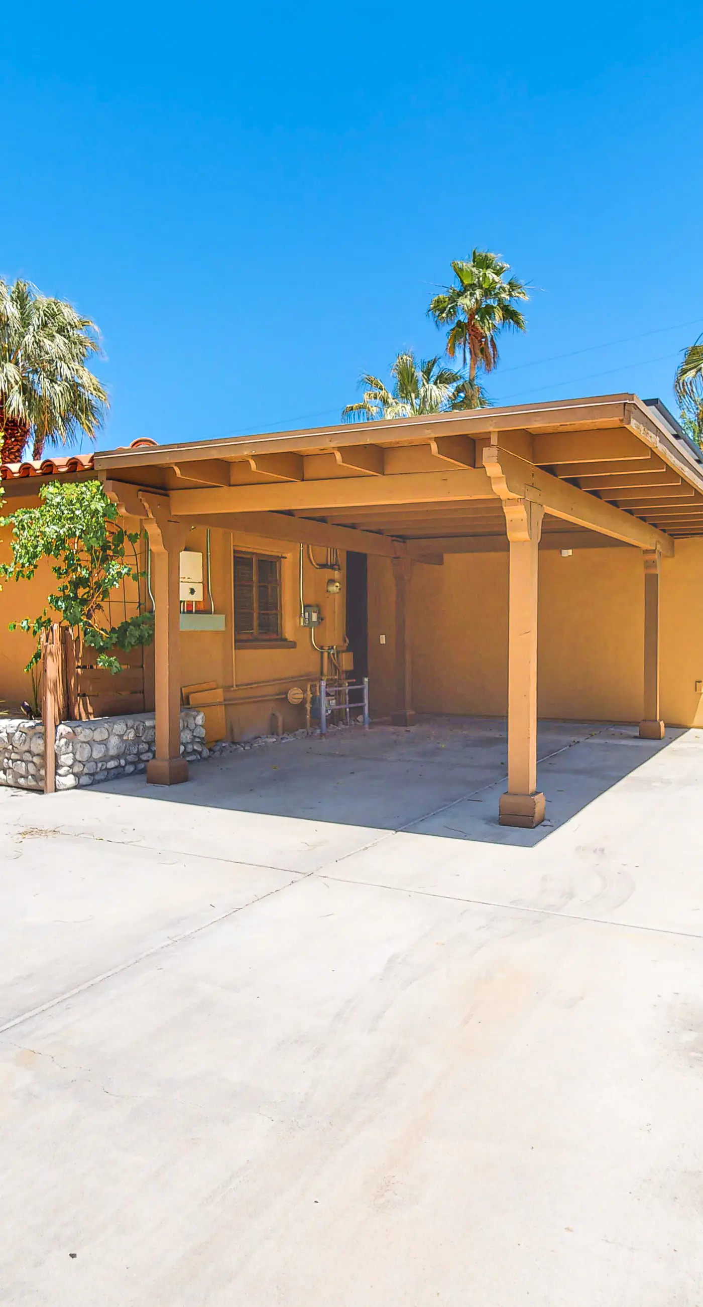 Spanish Hideaway - 4007