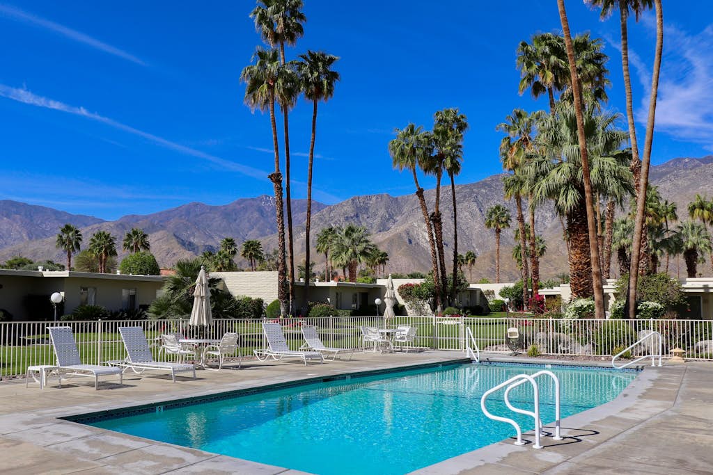 Dog Friendly Mid-Century Villa at The Coco Cabana with Pool, Spa & Tennis Courts