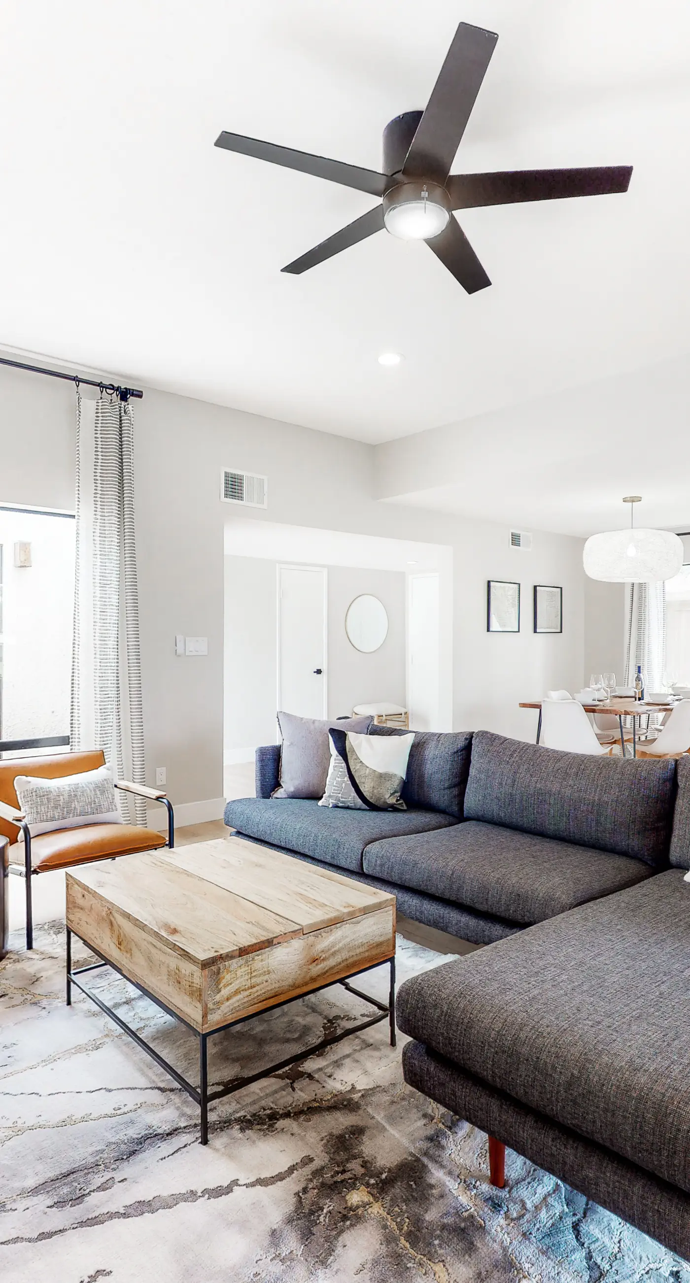 Modern Desert Retreat