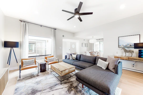 Golf Course Front Home with Shared Pool, Fast WiFi, Central AC, and Washer/Dryer