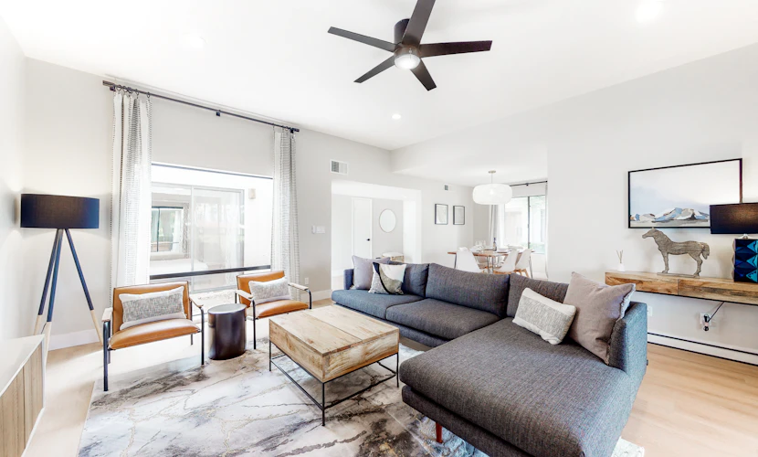 Golf Course Front Home with Shared Pool, Fast WiFi, Central AC, and Washer/Dryer