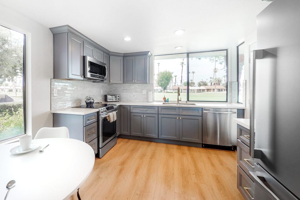 Golf Course Front Home with Shared Pool, Fast WiFi, Central AC, and Washer/Dryer