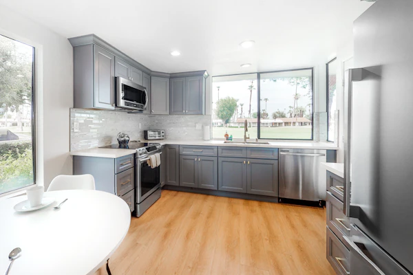 Golf Course Front Home with Shared Pool, Fast WiFi, Central AC, and Washer/Dryer